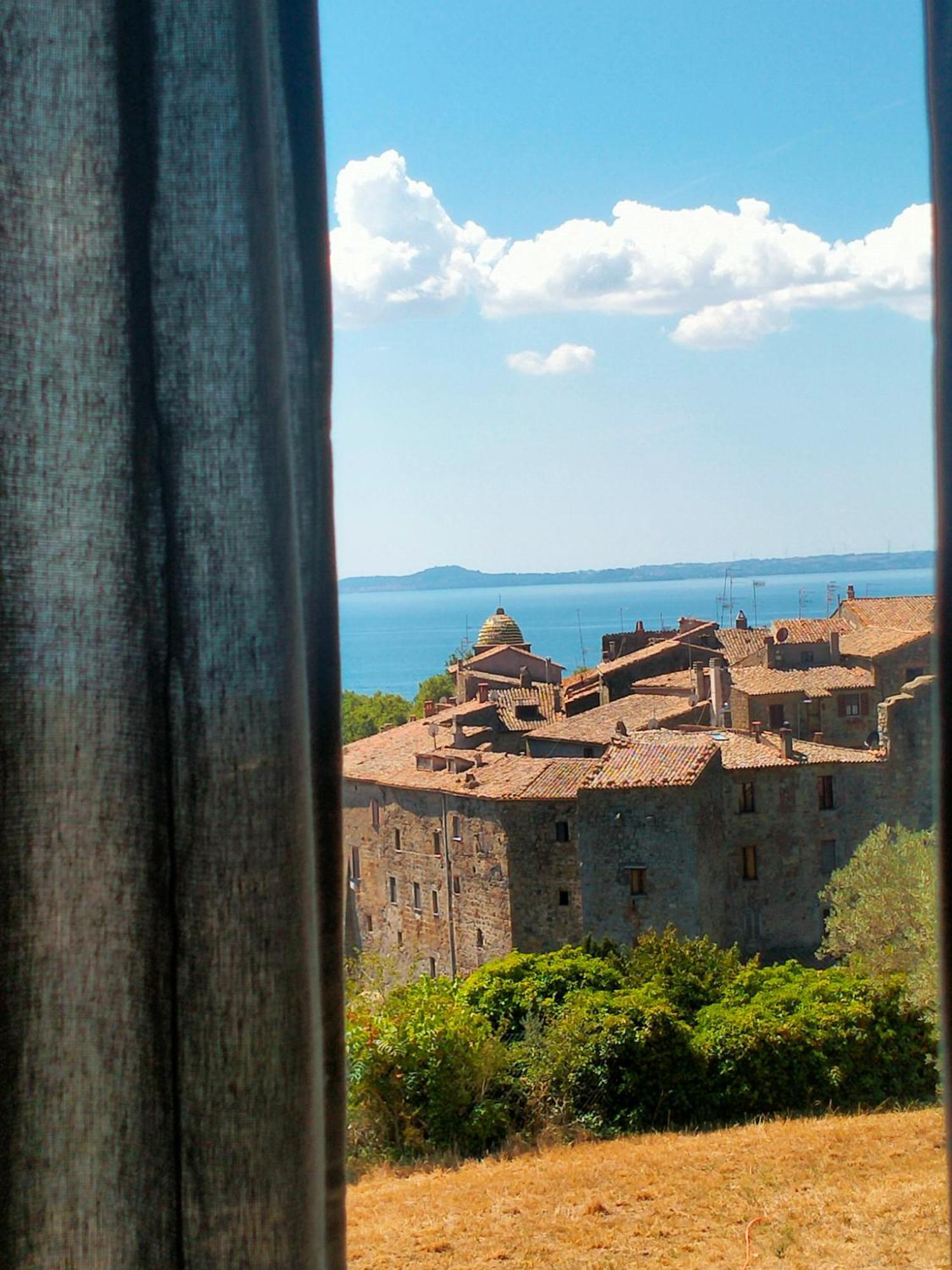 Bolsena Cento20 - Rooms & Relax Bagian luar foto