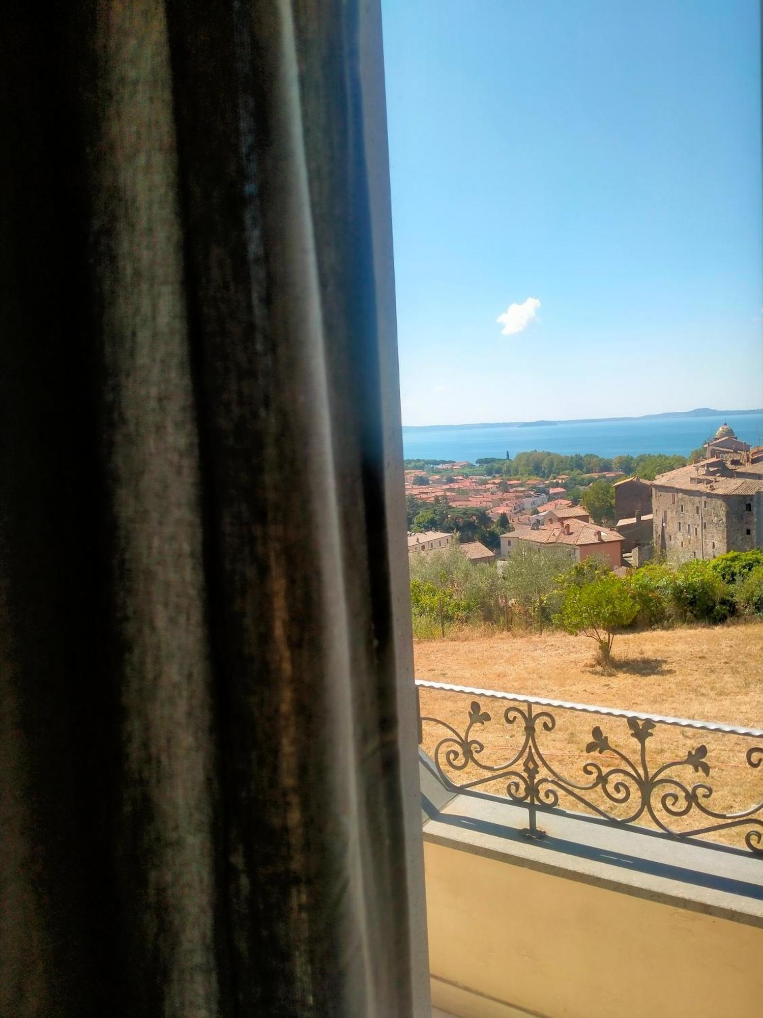 Bolsena Cento20 - Rooms & Relax Bagian luar foto
